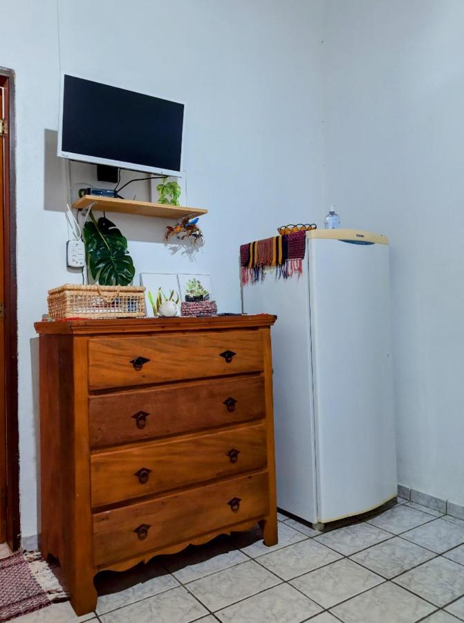 Suite Pe Na Areia- Espaco Independente Na Praia Do Curral Com Localizacao Privilegiada - Simplicidade E Comodidade Com O Por Do Sol Mais Lindo De Ilhabela - Melhor Custo Beneficio Para Ate 4 Pessoas , Na Av Jose Pacheco Do Nascimento Nº 7682 Buitenkant foto