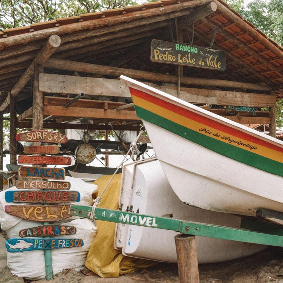 Suite Pe Na Areia- Espaco Independente Na Praia Do Curral Com Localizacao Privilegiada - Simplicidade E Comodidade Com O Por Do Sol Mais Lindo De Ilhabela - Melhor Custo Beneficio Para Ate 4 Pessoas , Na Av Jose Pacheco Do Nascimento Nº 7682 Buitenkant foto